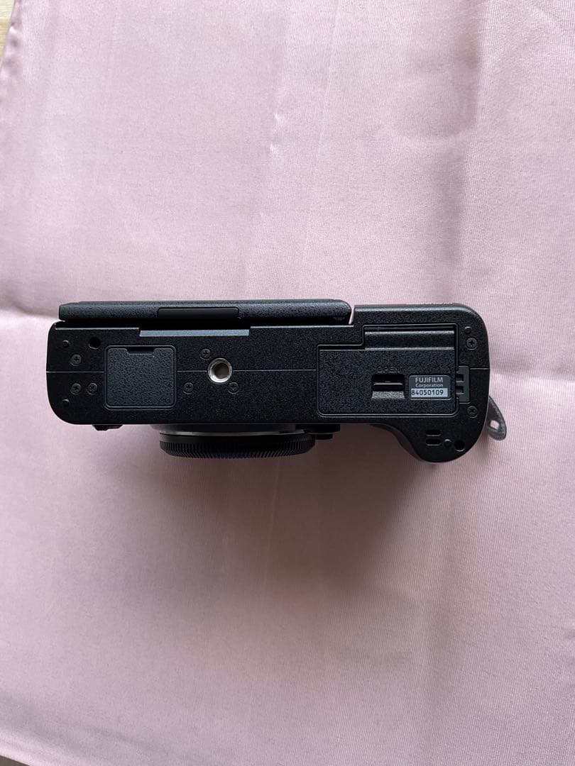 たく　美品　富士フイルム X-T2 ボディ 付属品完備　おまけ付き