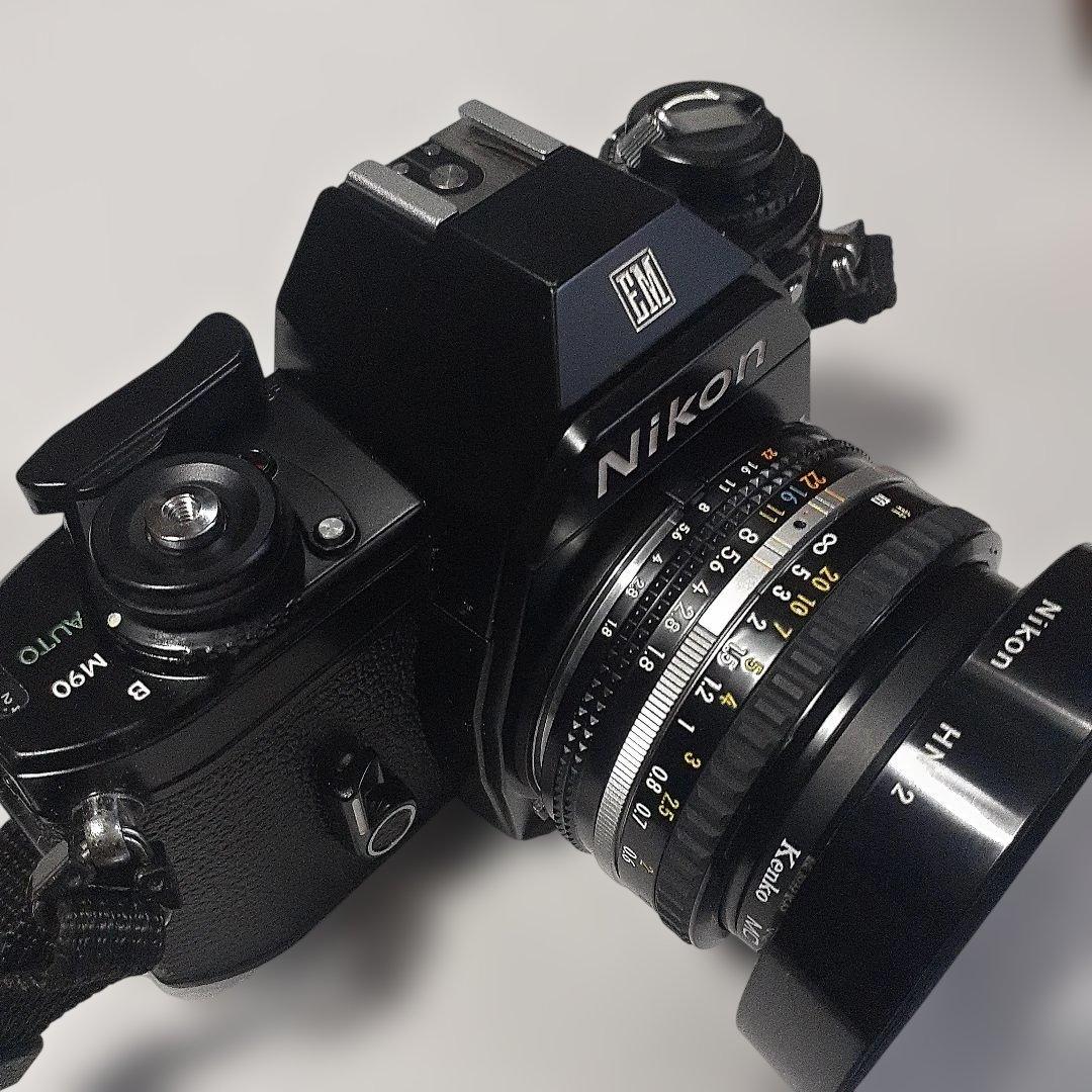 Nikon EM フィルム一眼レフカメラ