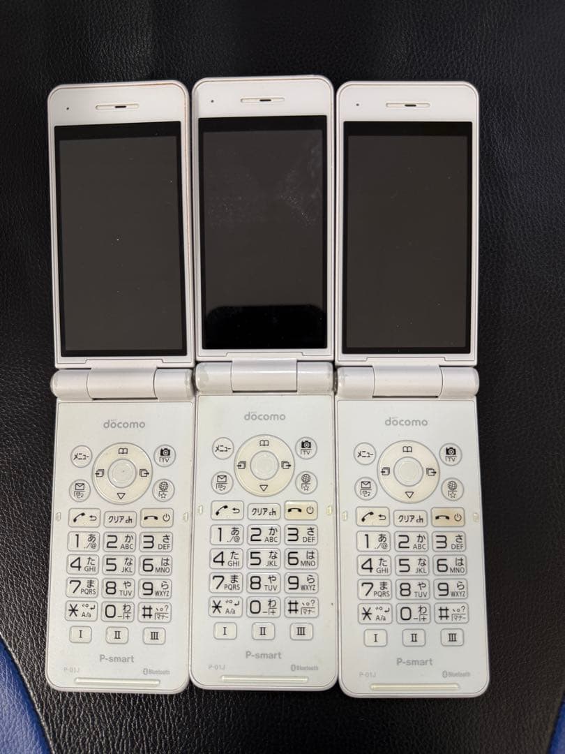 docomo 折りたたみ式携帯電話 3台セット P-01J
