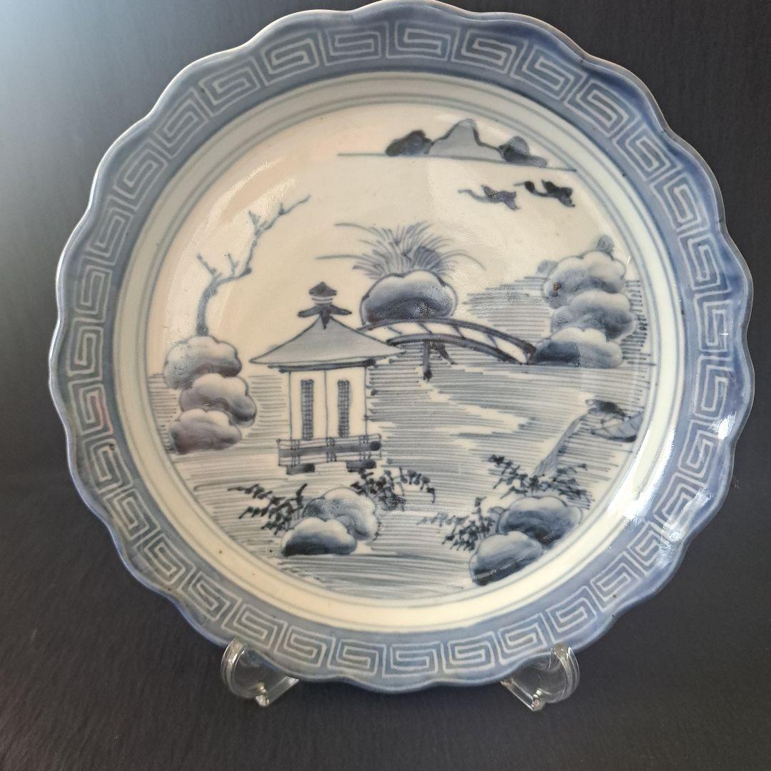 「輪花(りんか)皿のリズム」 古伊万里染付皿(直径20cm) 骨董アンティーク