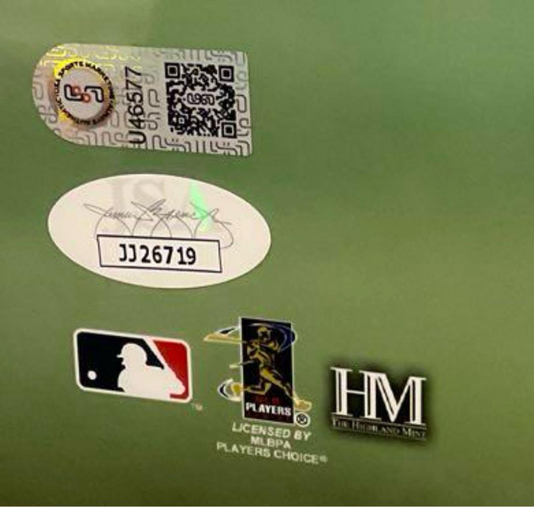 Femando Tatis Jr 直筆サイン　16×20 ホログラム