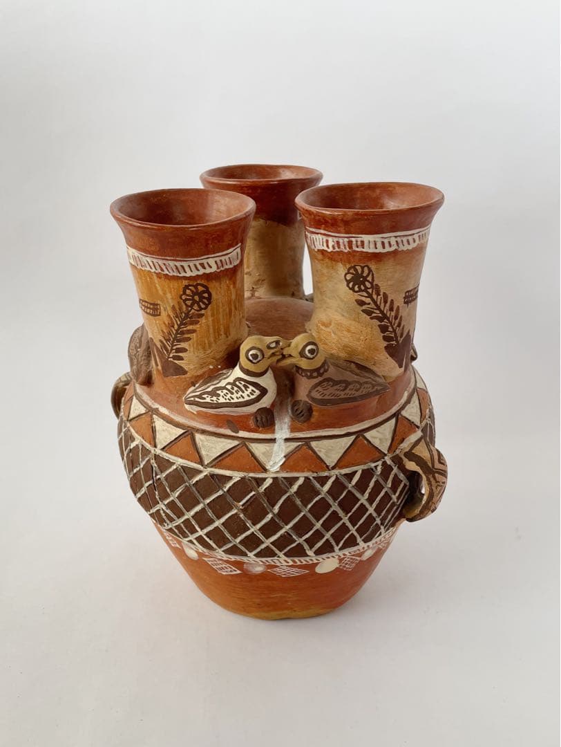工芸品 Peruvian Quenua harvest pottery