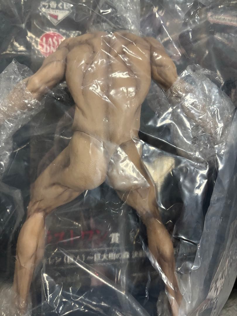 一番くじ 進撃の巨人 壁の外の世界 ラストワン賞　エレン 巨人