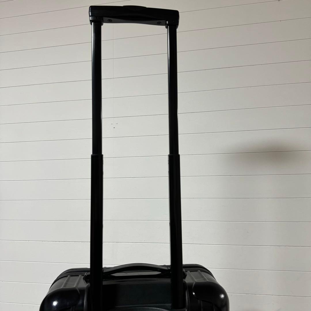 美品✨　RIMOWA リモワ　サルサ　キャリーケース　ブラック　ポリカーボネート