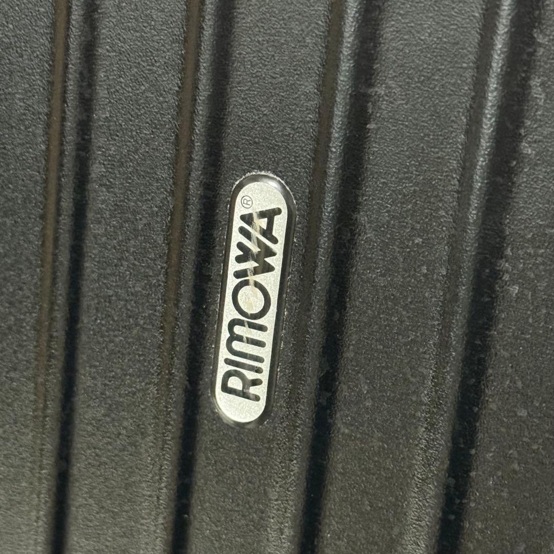 美品✨　RIMOWA リモワ　サルサ　キャリーケース　ブラック　ポリカーボネート