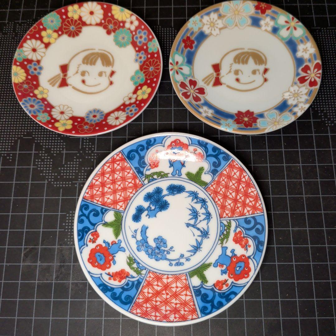 【新品未使用】関西万博購入 ミャクミャク、不二家ペコちゃん　豆皿3枚セット