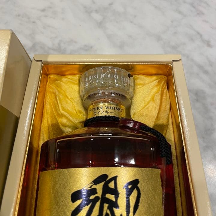 【箱付き】サントリー ウイスキー 響 17年ゴールドラベル 旧ラベル　新品未開栓