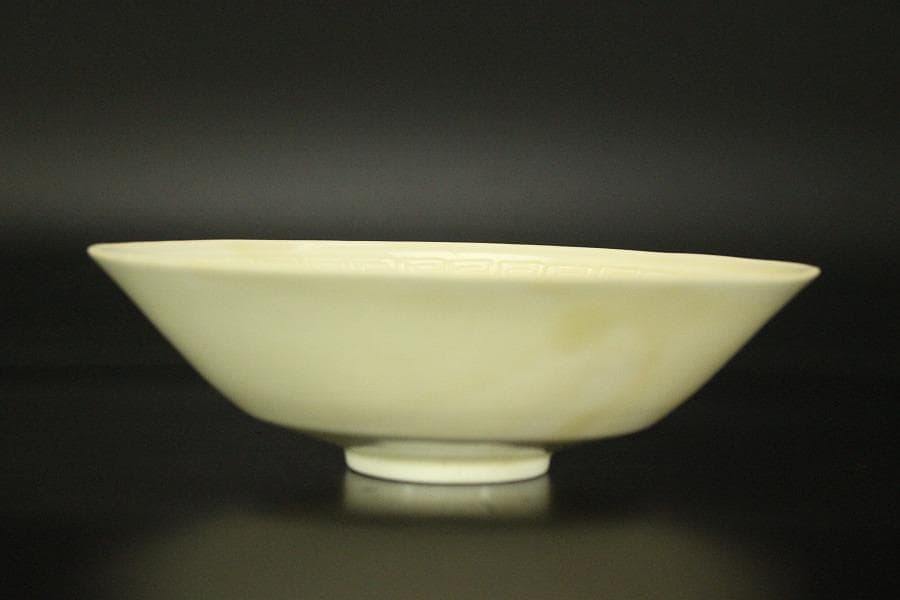 中国美術 白磁 草花鳥紋 碗 φ14.2cm(HA446)