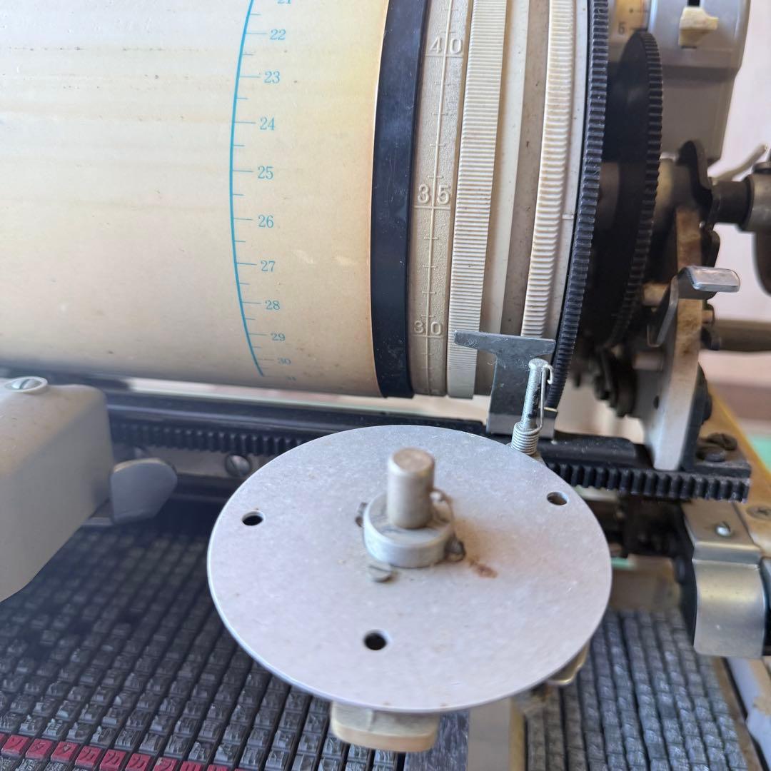 2240様感謝‼️希少‼️可動‼️日経　和文タイプライターとスペア文字『新撰組』三箱