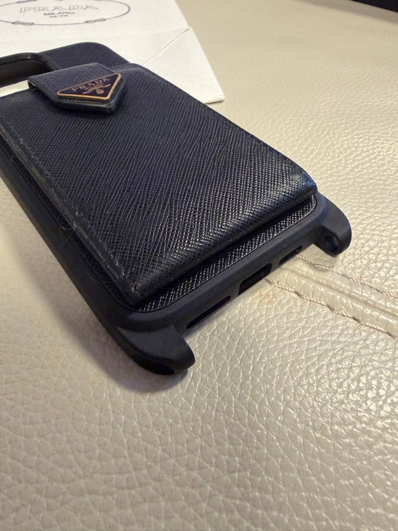 PRADA iPhone用ケース ブラック レザー