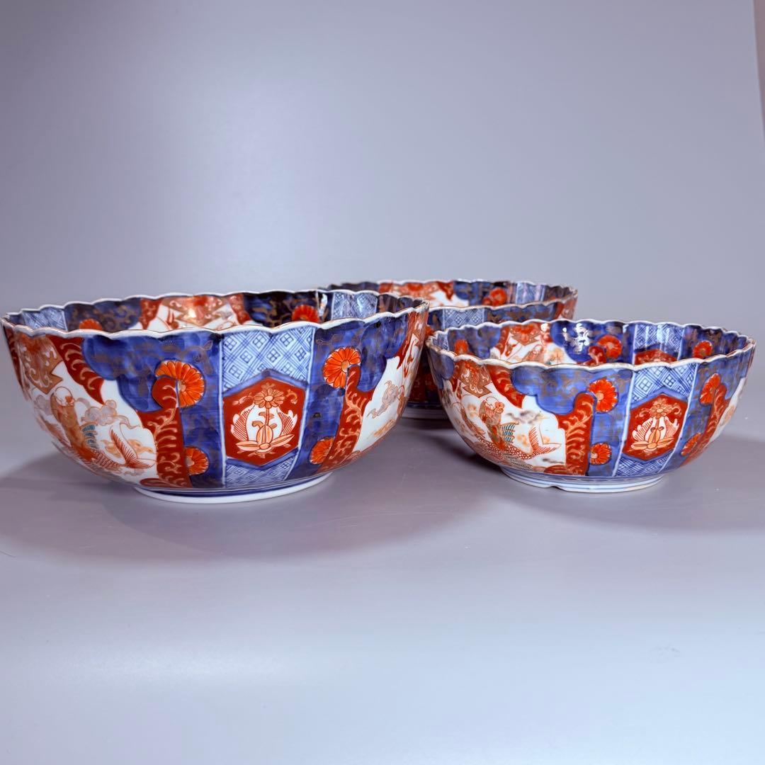 古伊万里　大聖寺伊万里　染錦三方龍仙人菊花型鉢　三ツ鉢揃い　黄仁覧図　特上品