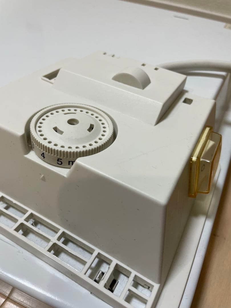 中古　複数出品中！電気パネルヒーター 住宅設備 日本スティーベル②