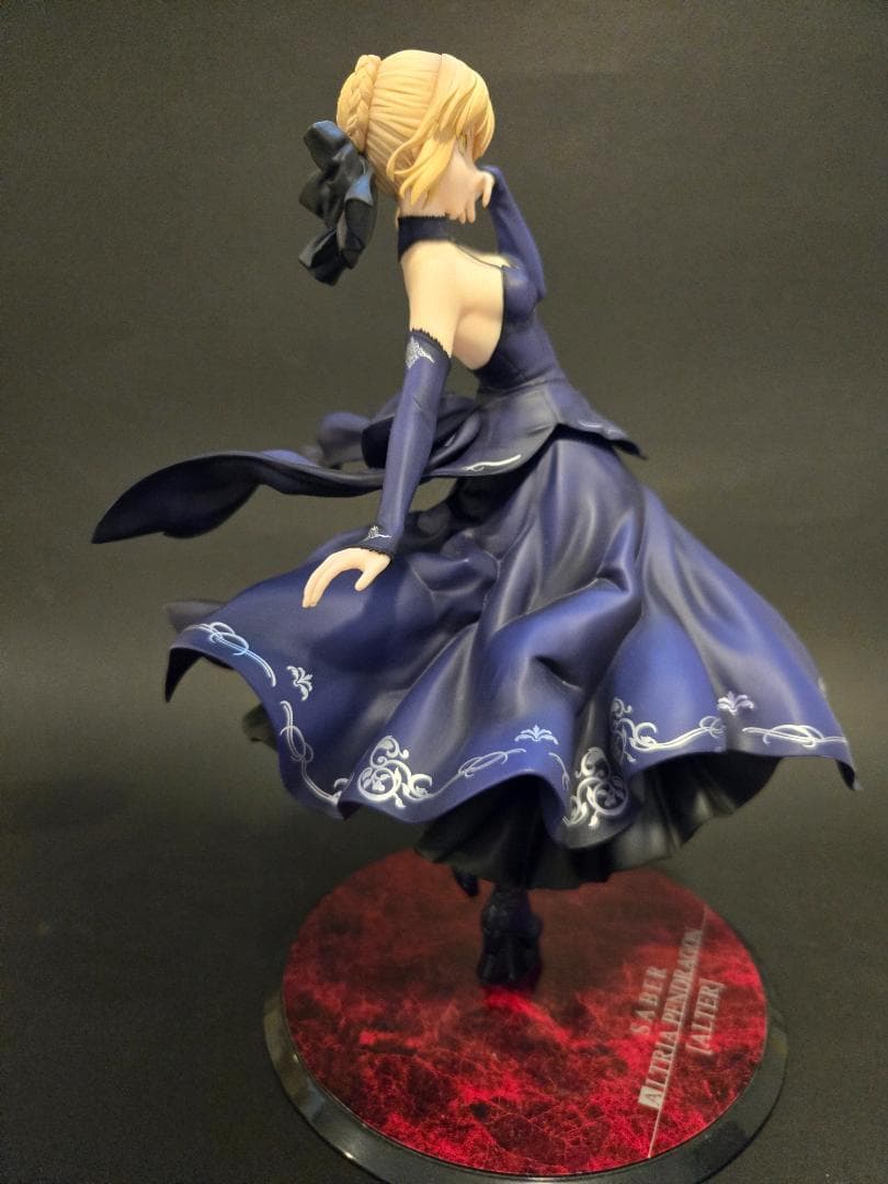 セイバー　アルトリア　オルタ　ドレス(ALTER) フィギュア　！傷アリ！