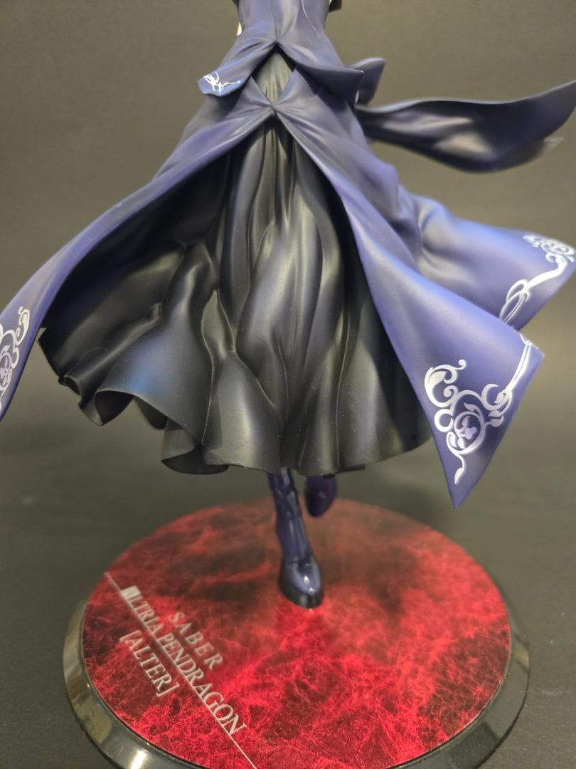 セイバー　アルトリア　オルタ　ドレス(ALTER) フィギュア　！傷アリ！
