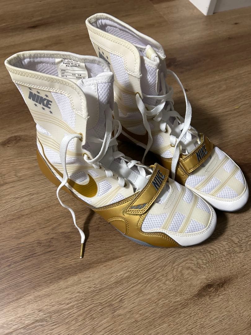 Nike ボクシングシューズ ホワイト/ゴールド 10