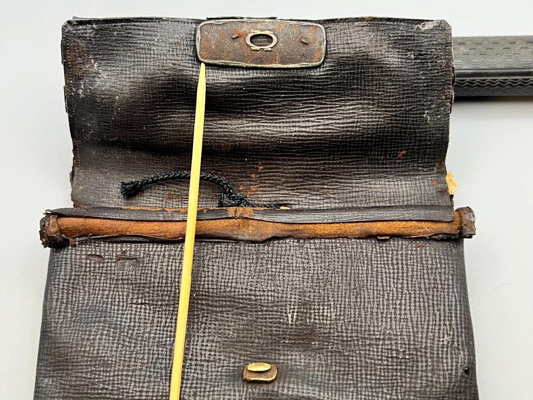 江戸明治時代　月と動物鉄金具　水晶玉根〆　純銀製キセル　重量約125g