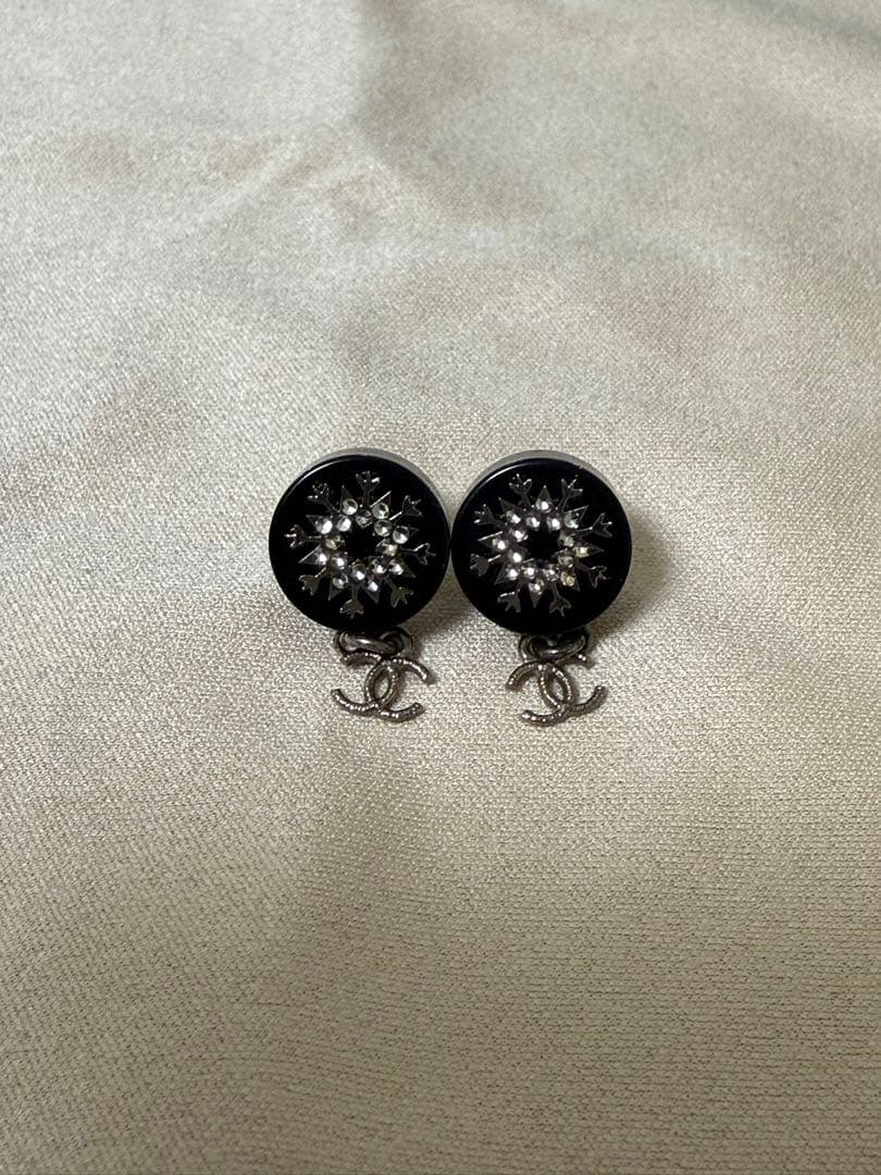 CHANEL シャネル　ピアス