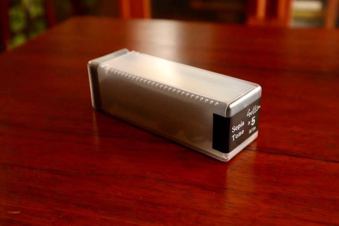 Gottsu Sepia Tone アルトサックスマウスピース #5