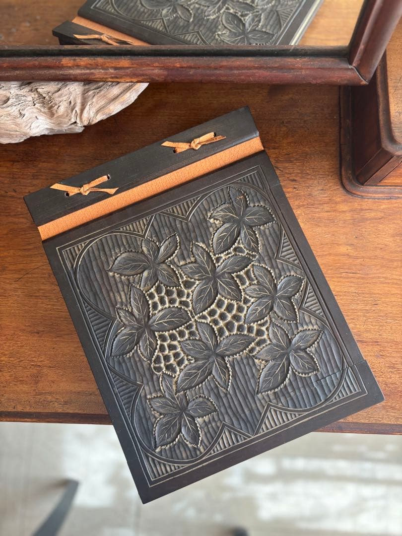 葡萄と葉のレリーフ装飾 ぶどう木製アートアルバムノートアンティークヴィンテージ