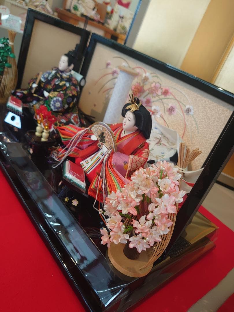 ●新品おひなさま●　桜づくし刺繍飾り　フルセット