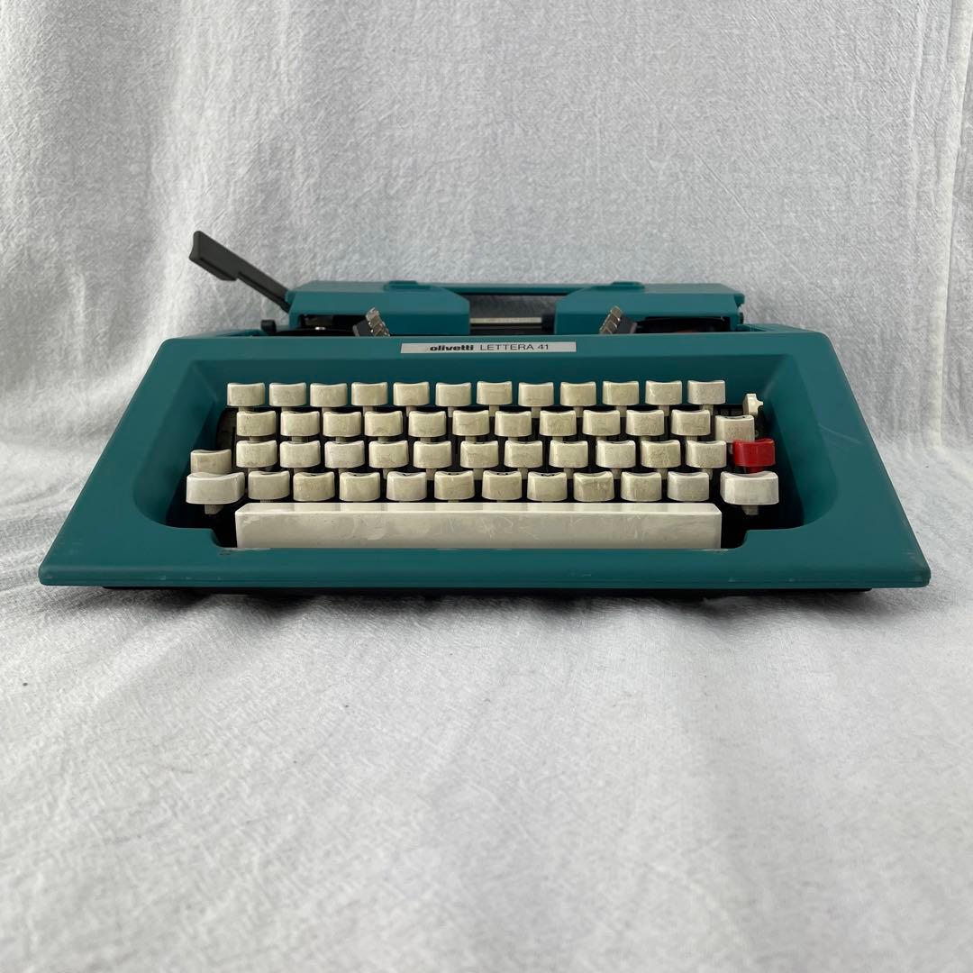 タイプライター olivetti LETTERA 41