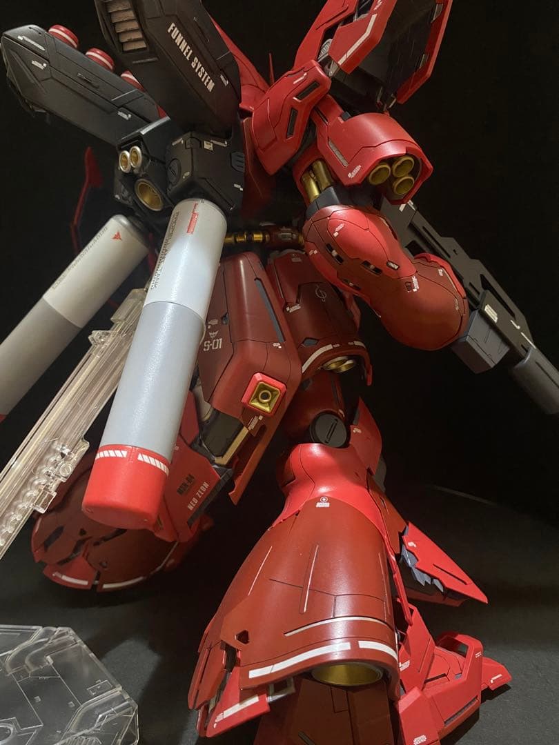 MG 1/100 MSN-04 サザビーVer.ka 塗装済 完成品