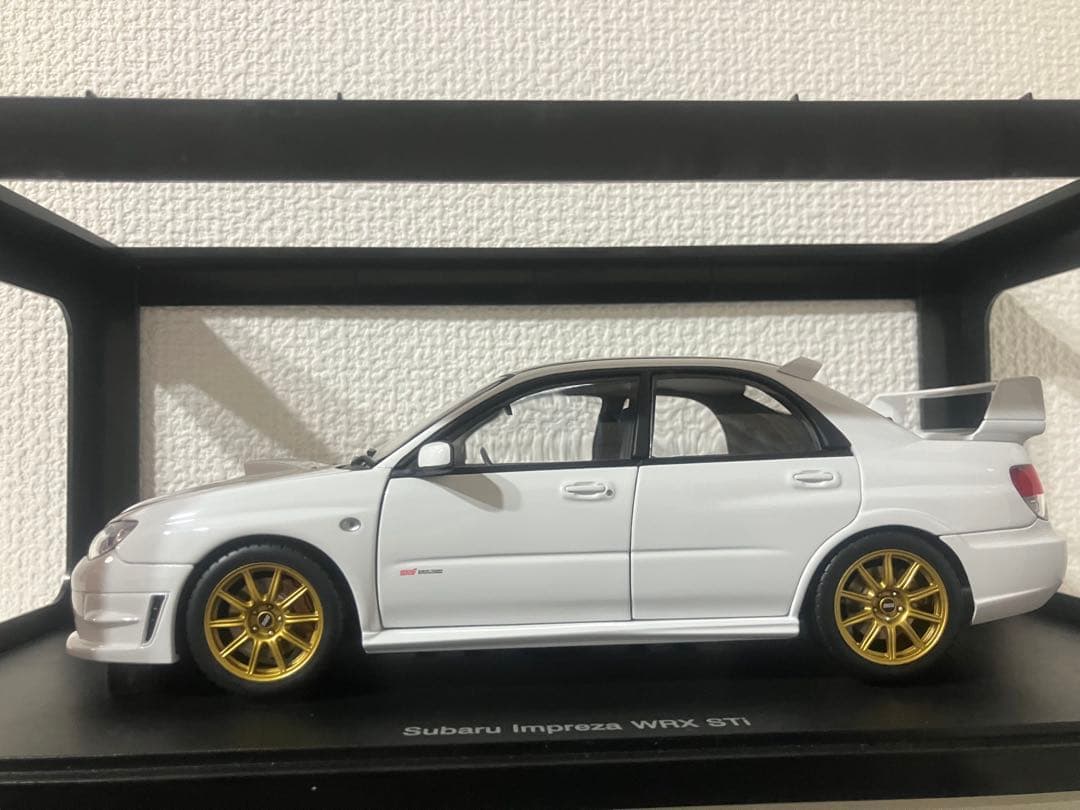 1/18 オートアート スバル インプレッサ WRX STI 2006