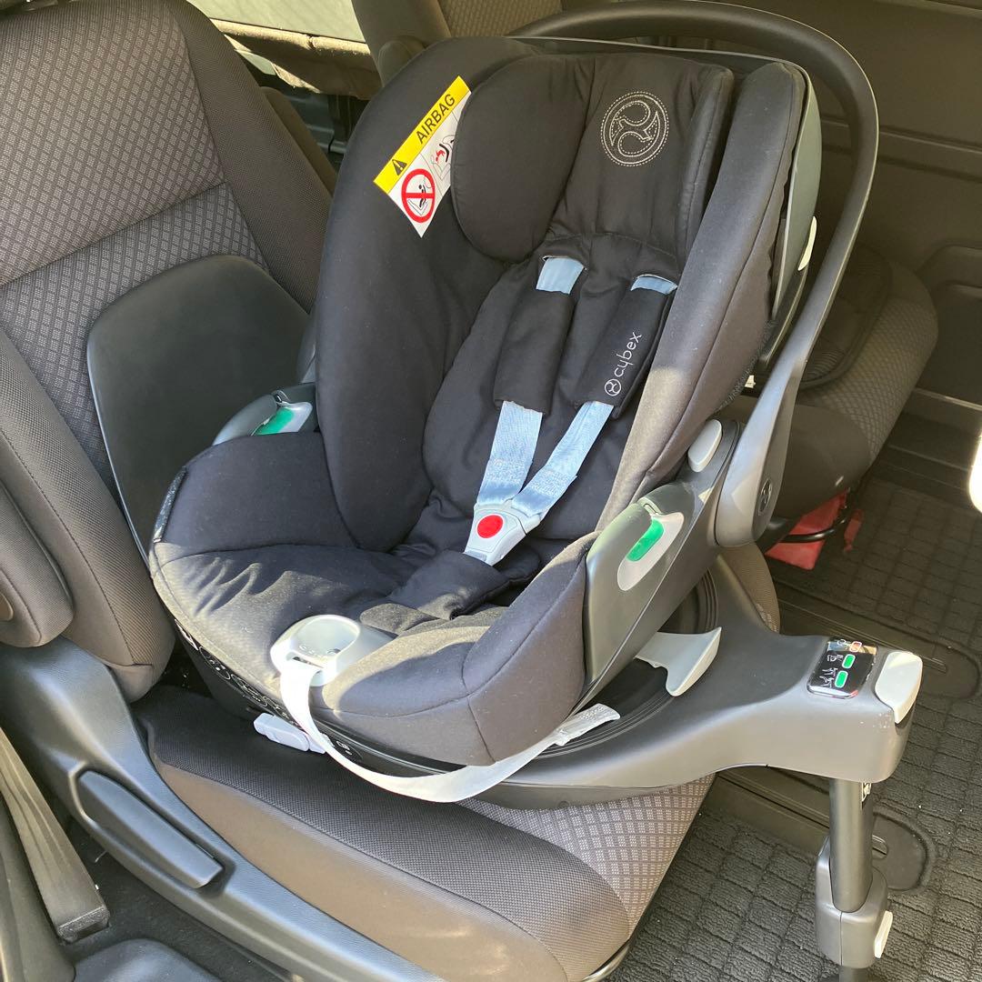 チャイルドシート(cybex Z2 i-SizeとベースZ2 Eマーク付)