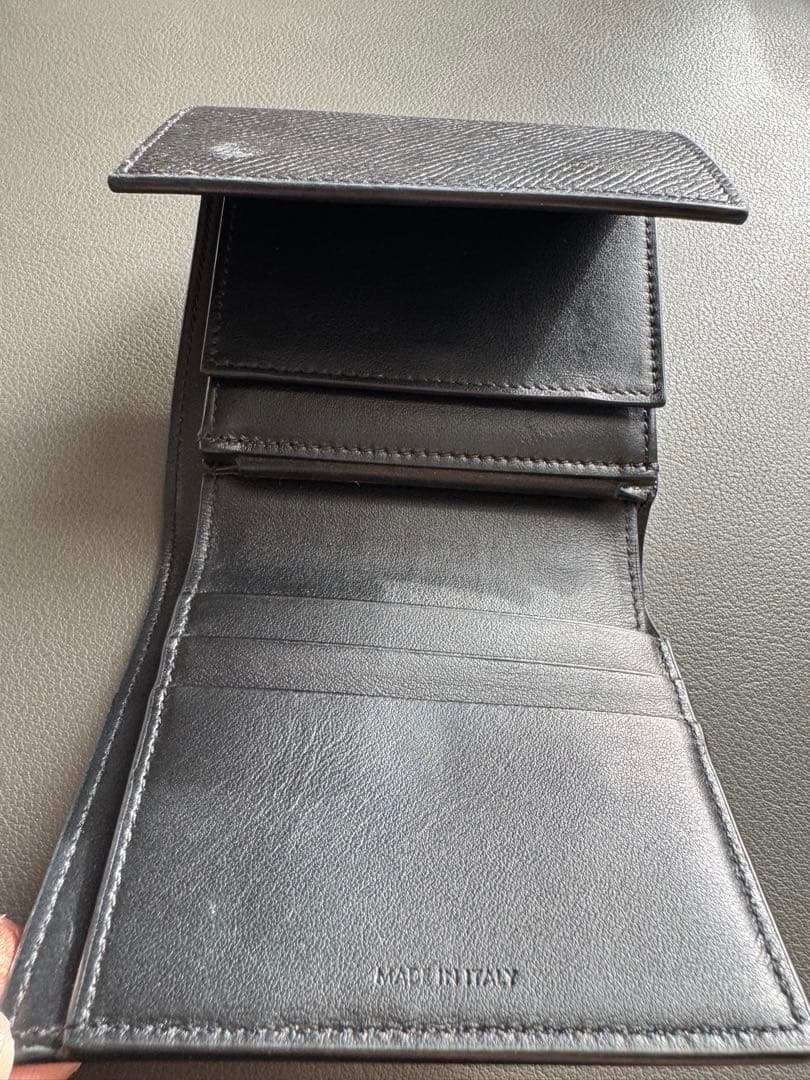 CELINE ブラック 三つ折り財布　箱付き