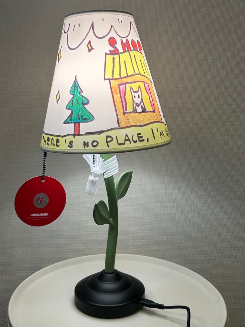 奈良美智 テーブルランプ　How2Work 「Y.N. LAMP」