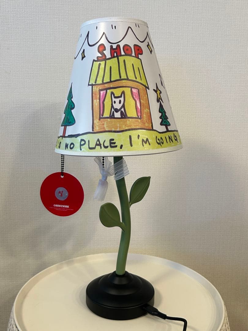 奈良美智 テーブルランプ　How2Work 「Y.N. LAMP」