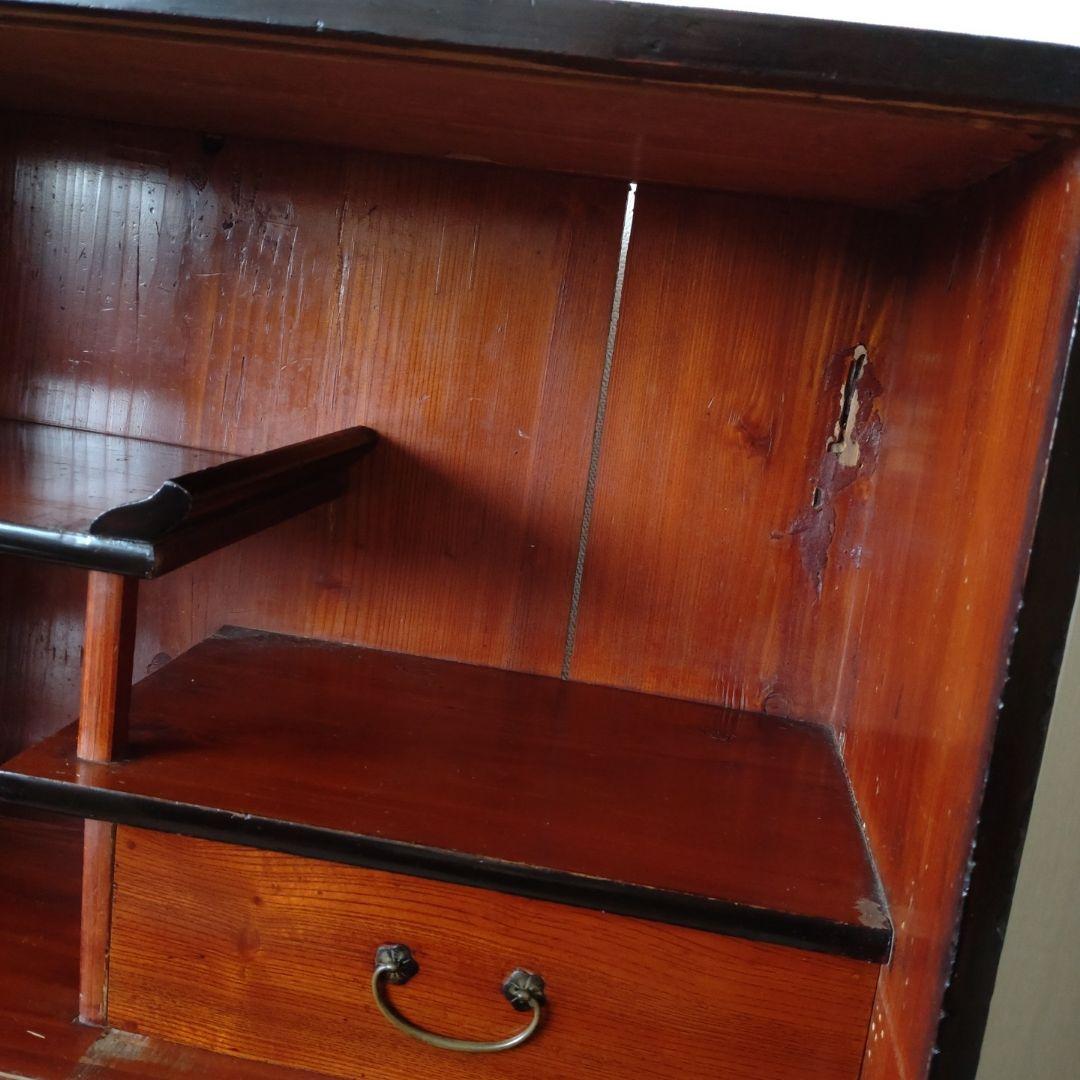 レトロ【無垢材】の漆塗り茶箪笥