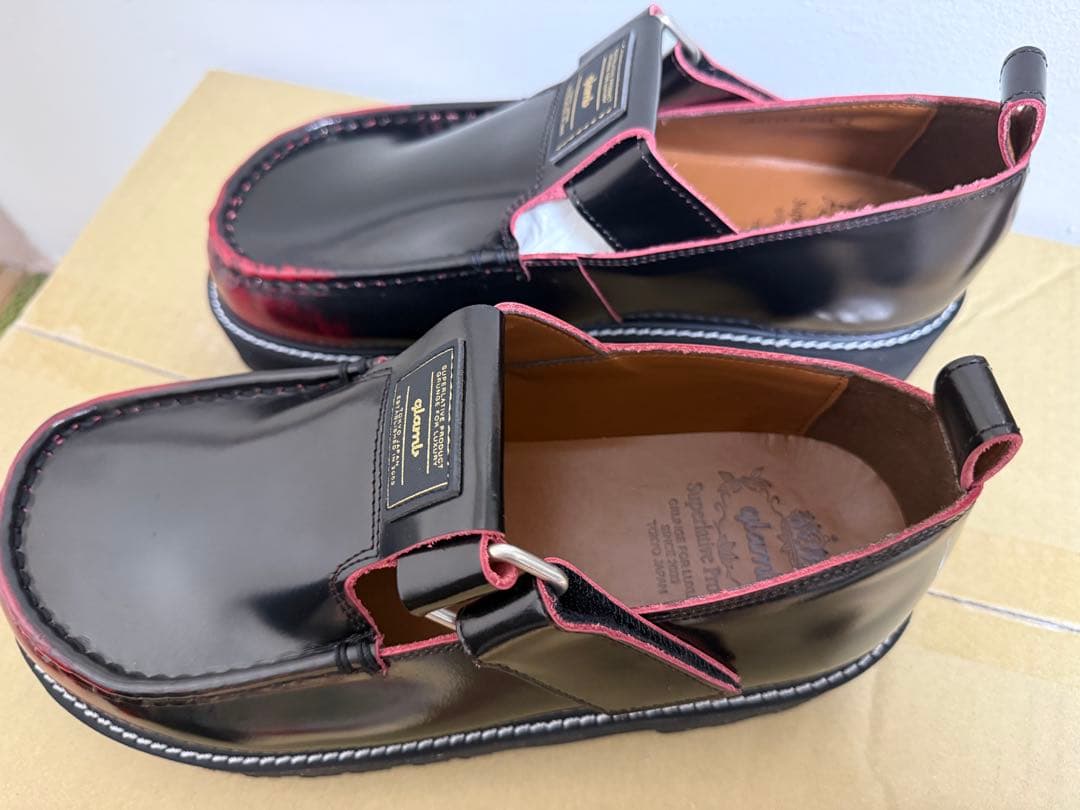 glamb モカシン ブラック/レッド