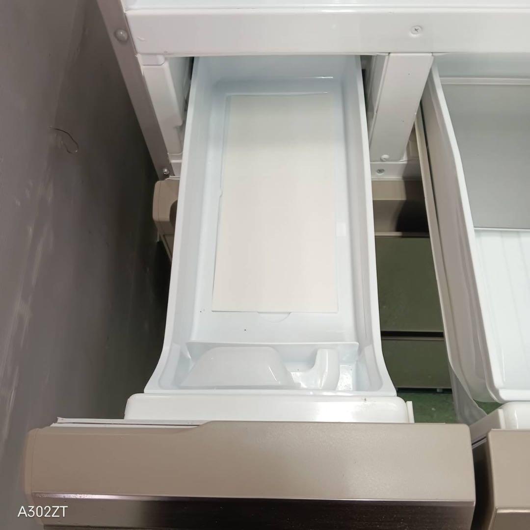 446 パナソニック大型冷蔵庫　400L強　自動製氷　小型　右開き　ガラスパネル