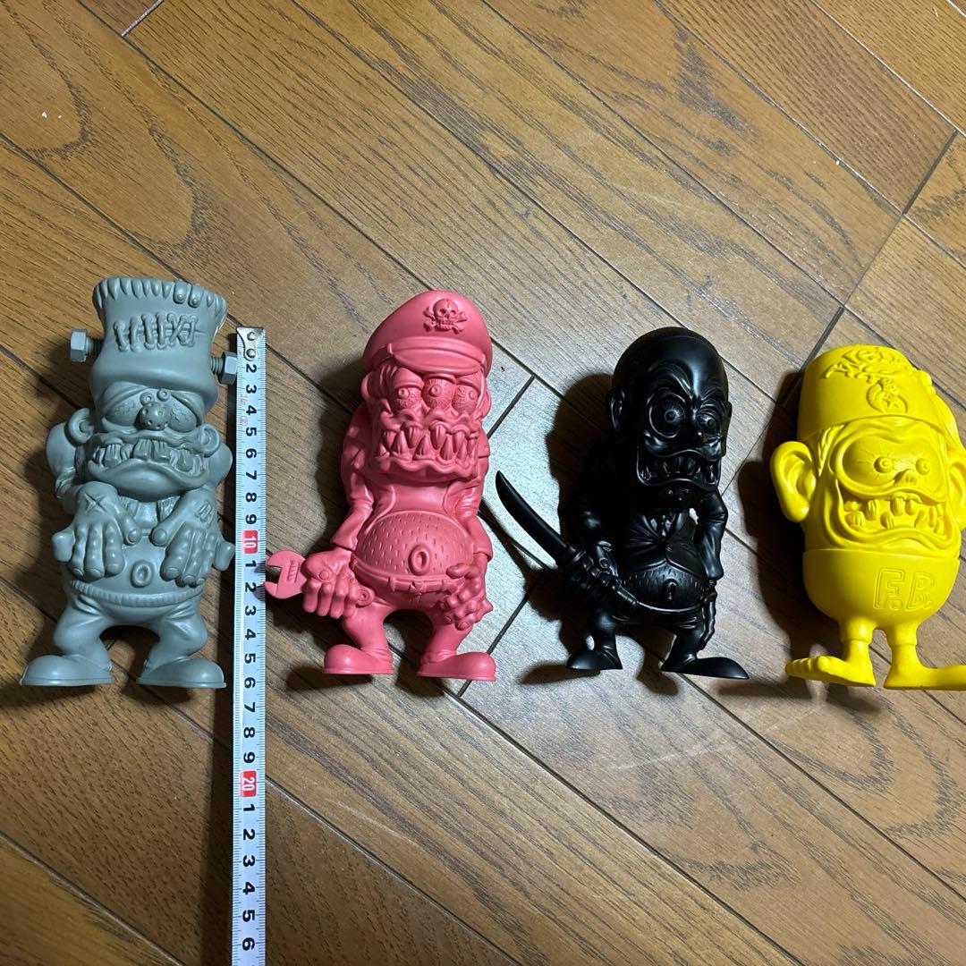 knuckle デッドストック レジン製フィギュア ４体セット