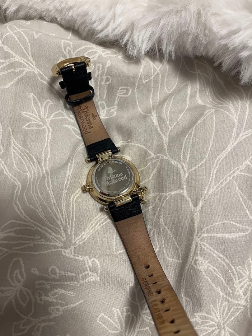 【値下げします】【稼働備品】Vivienne Westwood 時計