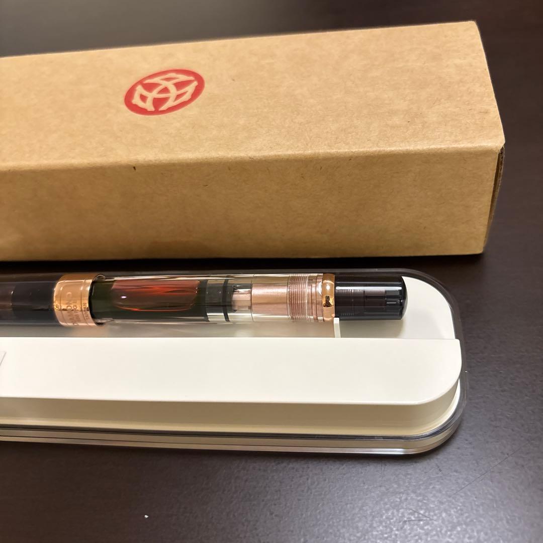 twsbi ダイヤモンド580　スモークローズゴールド 細字 F 万年筆