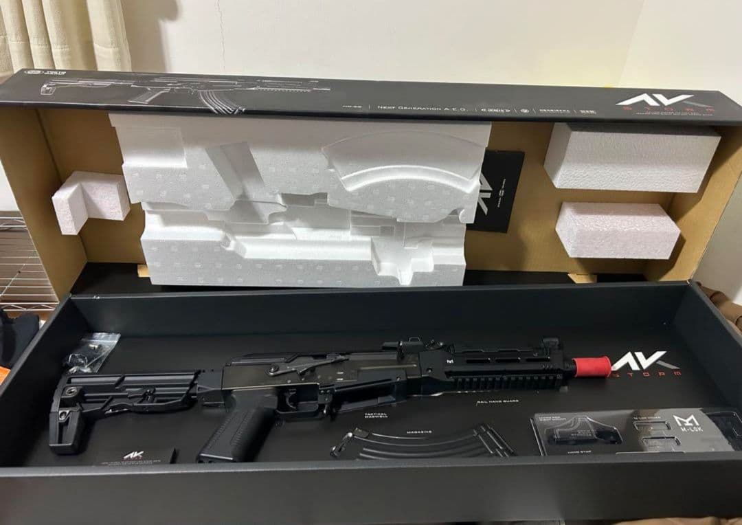 東京マルイ美品 次世代電動ガン Akストーム ブラック