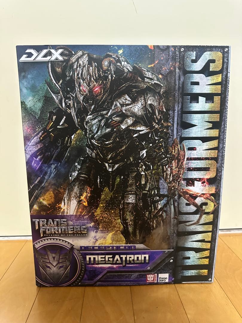 threezero dlx メガトロン　トランスフォーマー