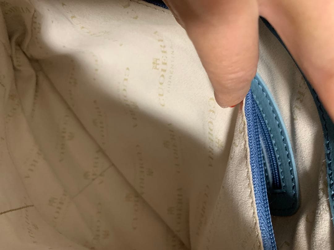 もち CUOIERIA FIORENTINA レザー　ショルダーバッグ