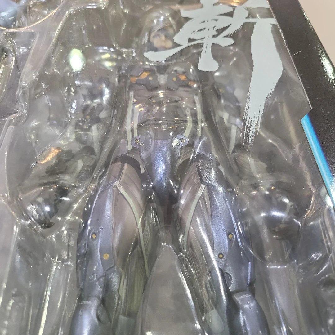 PLAY ARTS改 雷電 L GEAR RISING 新品未開封