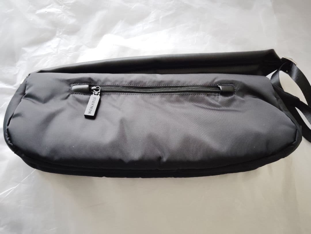 ＜NOMADIS＞LUCK ショルダーバッグ