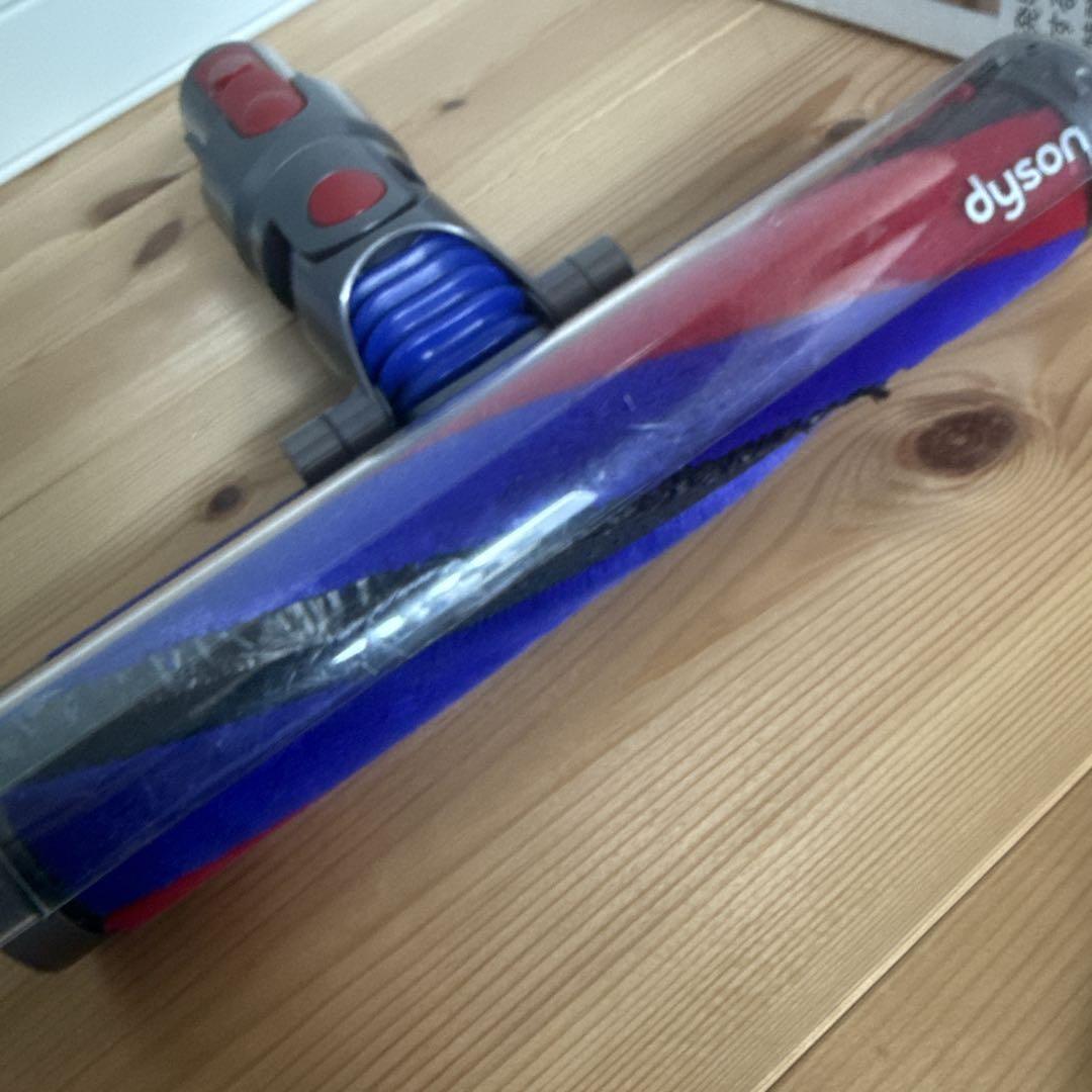 Dyson V8 Slim Fluffy ジャンク 通電確認済 吸引不可 部品取