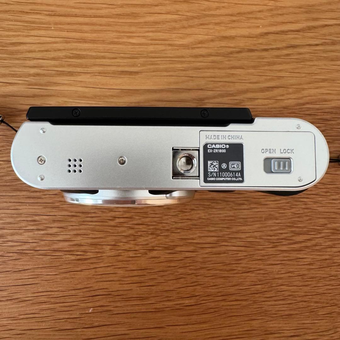 【美品】CASIO EXILIM EX-ZR1800