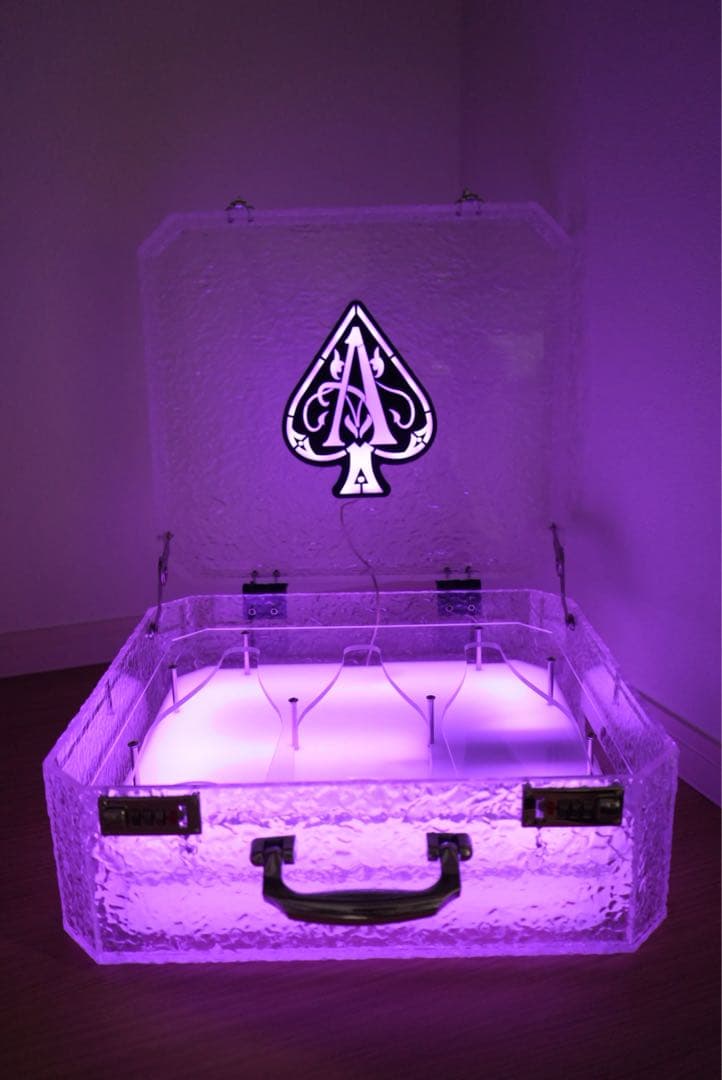 即発送！シャンパン ケース LED アルマンド アタッシュケース