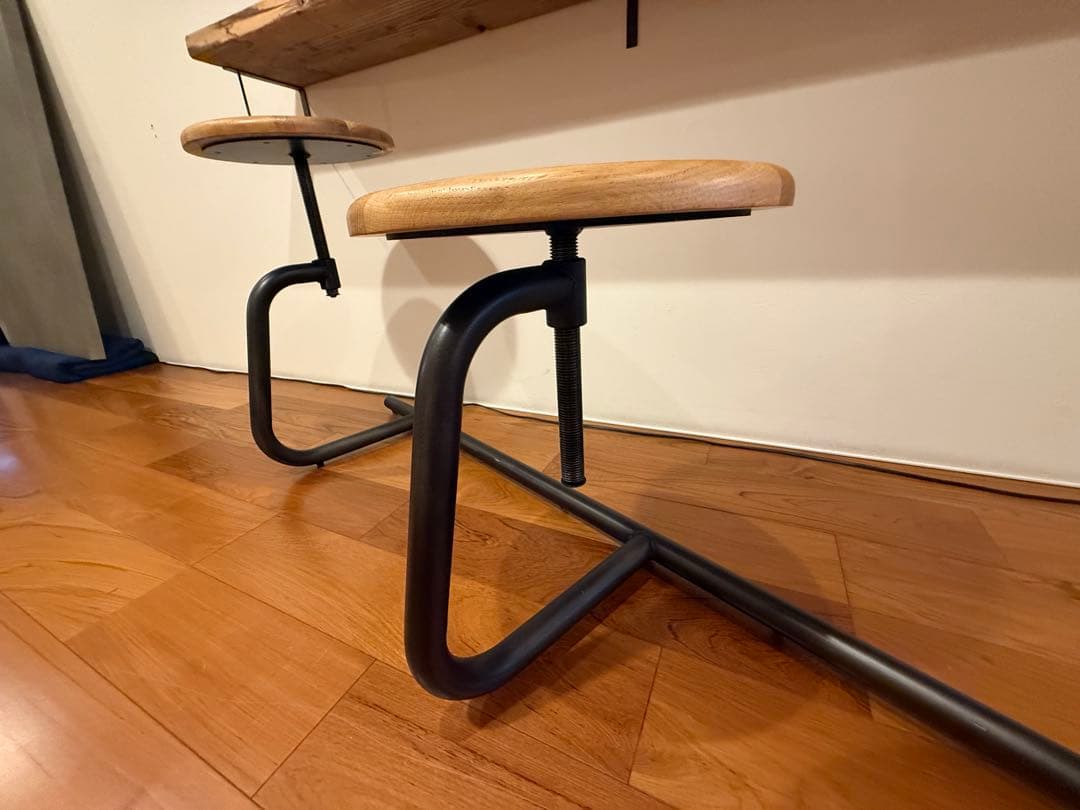 【展示品】ナラ無垢材座面の3連ベンチ