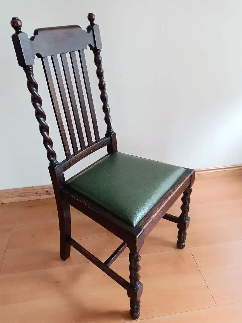 ダイニングチェアー　アンティーク イギリスの椅子　1910-20年代　ビンテージ