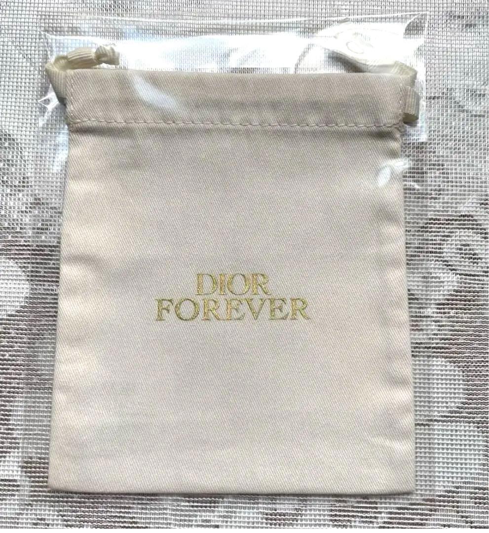 お値下げDIORスキンフォーエヴァーイドラグロウクッションファンデーション1N