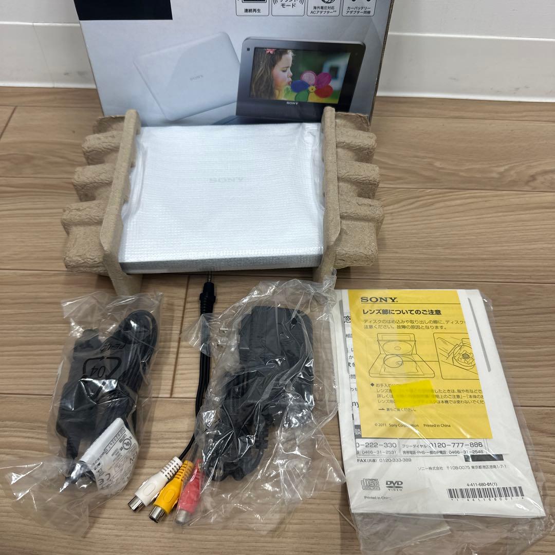 SONY ポータブルDVDプレイヤー　DVP-FX780