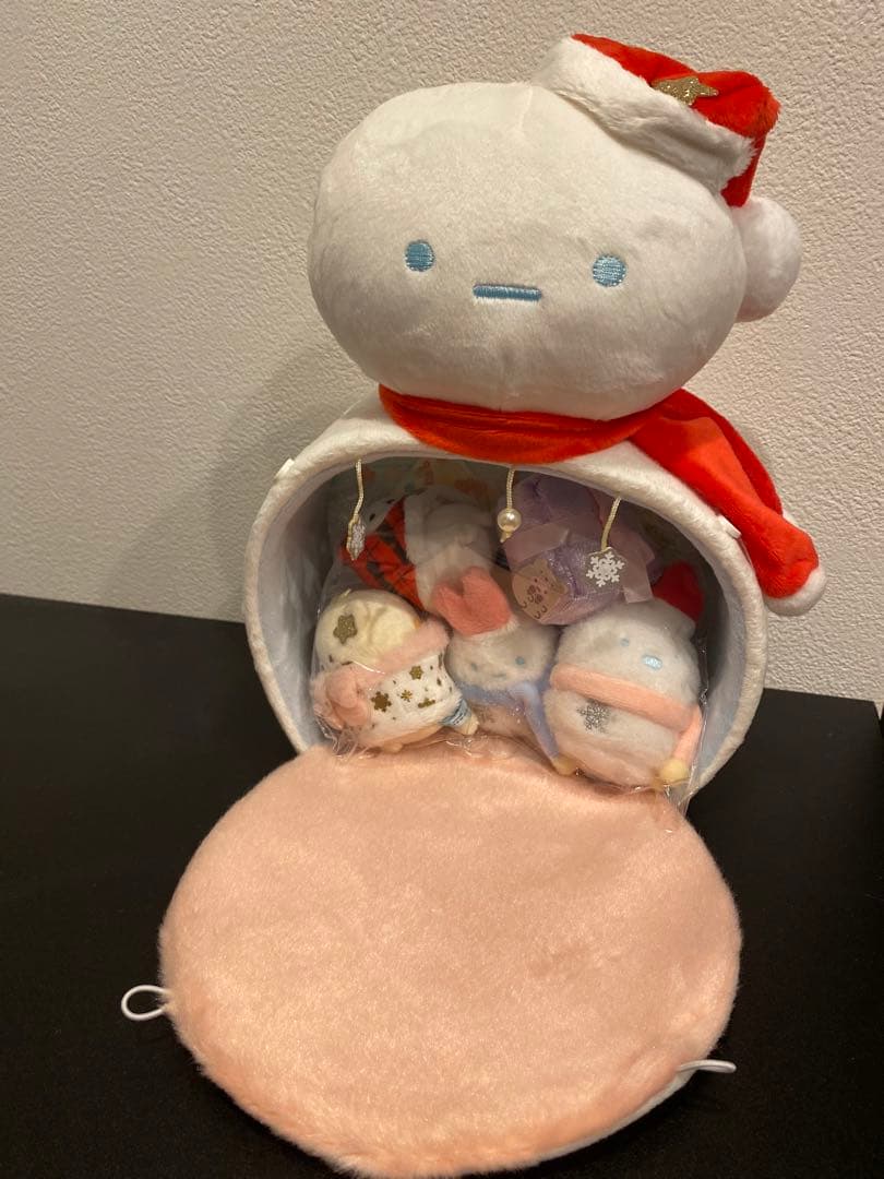 激レア‼️すみっコぐらし クリスマスぬいぐるみ ゆきだるまハウス